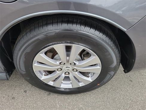 Used 2016 Honda Odyssey SE image 9