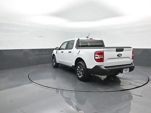 New 2026 Ford Maverick XLT w/ XLT Luxury Package FWD image 5