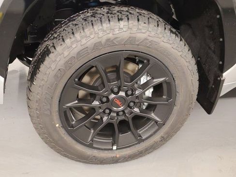 New 2026 Toyota Tundra Platinum image 7