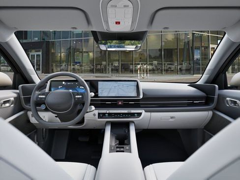 New 2025 Hyundai Ioniq 6 SEL image 11