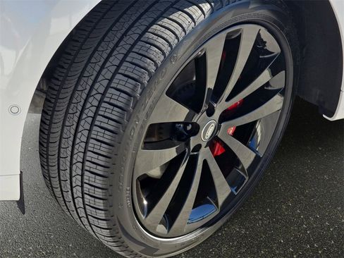 Certified 2024 Land Rover Range Rover Sport Dynamic SE image 34