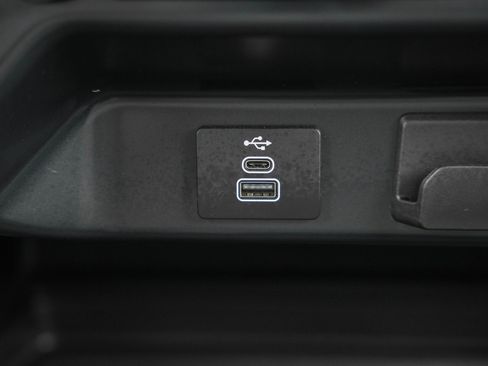 Used 2025 Ford F150 XLT w/ Equipment Group 301A Standard image 32