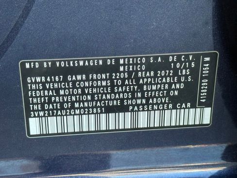 Used 2016 Volkswagen Golf SE w/ Lighting Package image 30