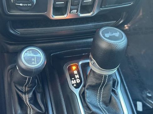 Used 2021 Jeep Wrangler Unlimited Sahara image 27