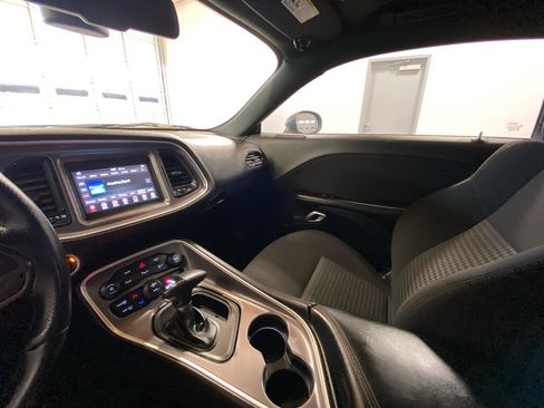 Used 2022 Dodge Challenger GT w/ Driver Convenience Group image 21
