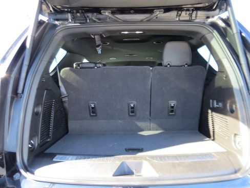 Used 2025 Chevrolet Tahoe Premier image 10