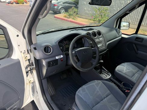 Used 2013 Ford Transit Connect XLT FWD image 9