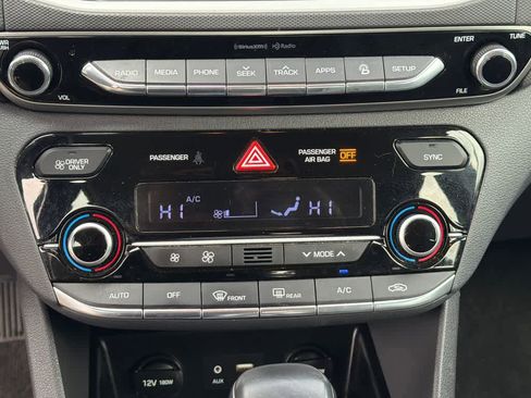 Used 2019 Hyundai Ioniq Limited image 28