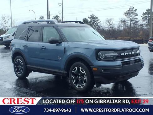 Used 2024 Ford Bronco Sport Outer Banks w/ Tech Package image 1