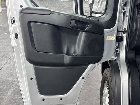 New 2026 RAM ProMaster 2500 w/ Premium Convenience Group FWD image 10