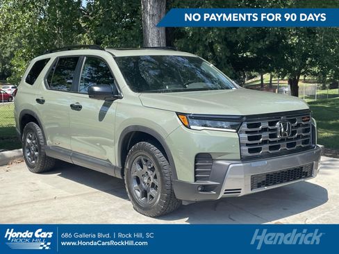 Certified 2026 Honda Pilot TrailSport image 1