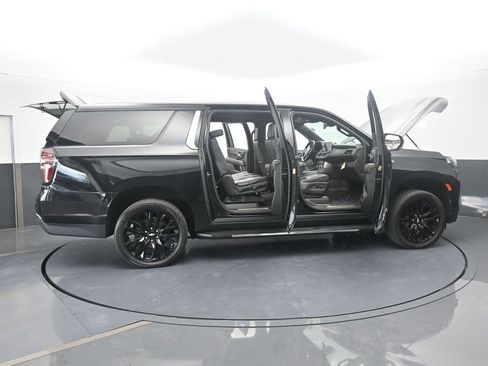 Used 2021 Chevrolet Suburban LT image 77