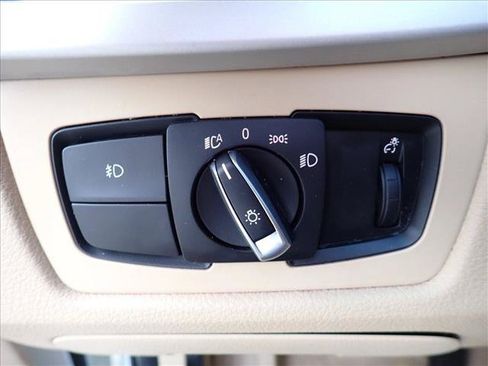 Used 2013 BMW 328i xDrive Sedan AWD/4WD image 15