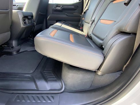 Used 2023 GMC Sierra 1500 AT4 w/ AT4 Premium Package image 13