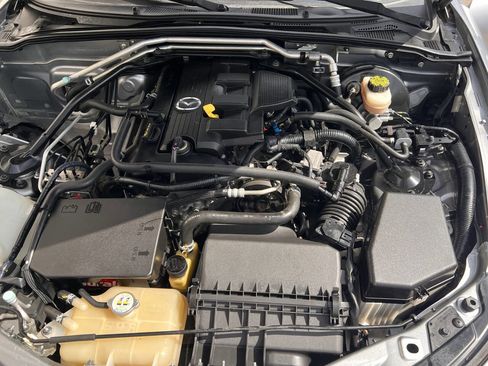 Used 2010 MAZDA MX-5 Miata Grand Touring w/ Premium Pkg image 20