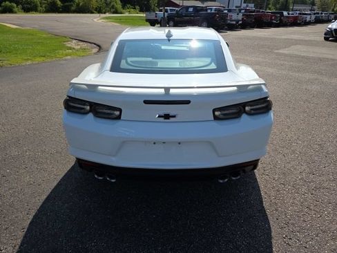Used 2019 Chevrolet Camaro SS RWD image 21