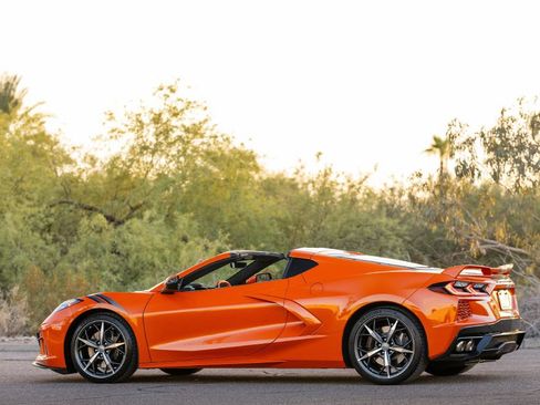 Used 2021 Chevrolet Corvette Stingray Premium Cpe w/ Z51 Performance Package RWD image 31
