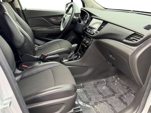 Used 2017 Buick Encore Preferred FWD image 8