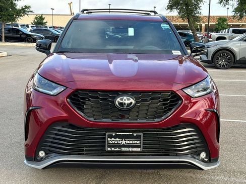 New 2026 Toyota Highlander XSE AWD/4WD image 2