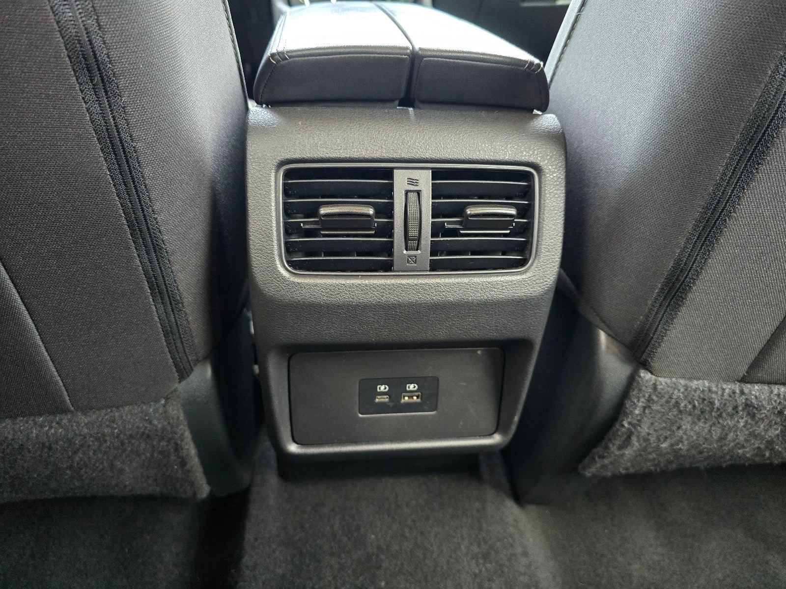 Used 2022 Nissan Rogue SV FWD image 24