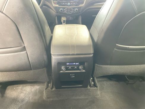 Used 2021 Chevrolet Traverse LT AWD/4WD image 25