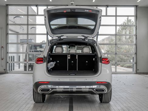 New 2026 Mercedes-Benz GLC 300 4MATIC image 16