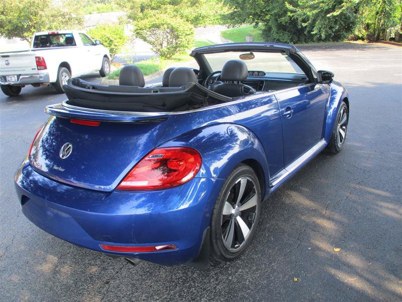 Used 2013 Volkswagen Beetle 2.0T FWD image 7