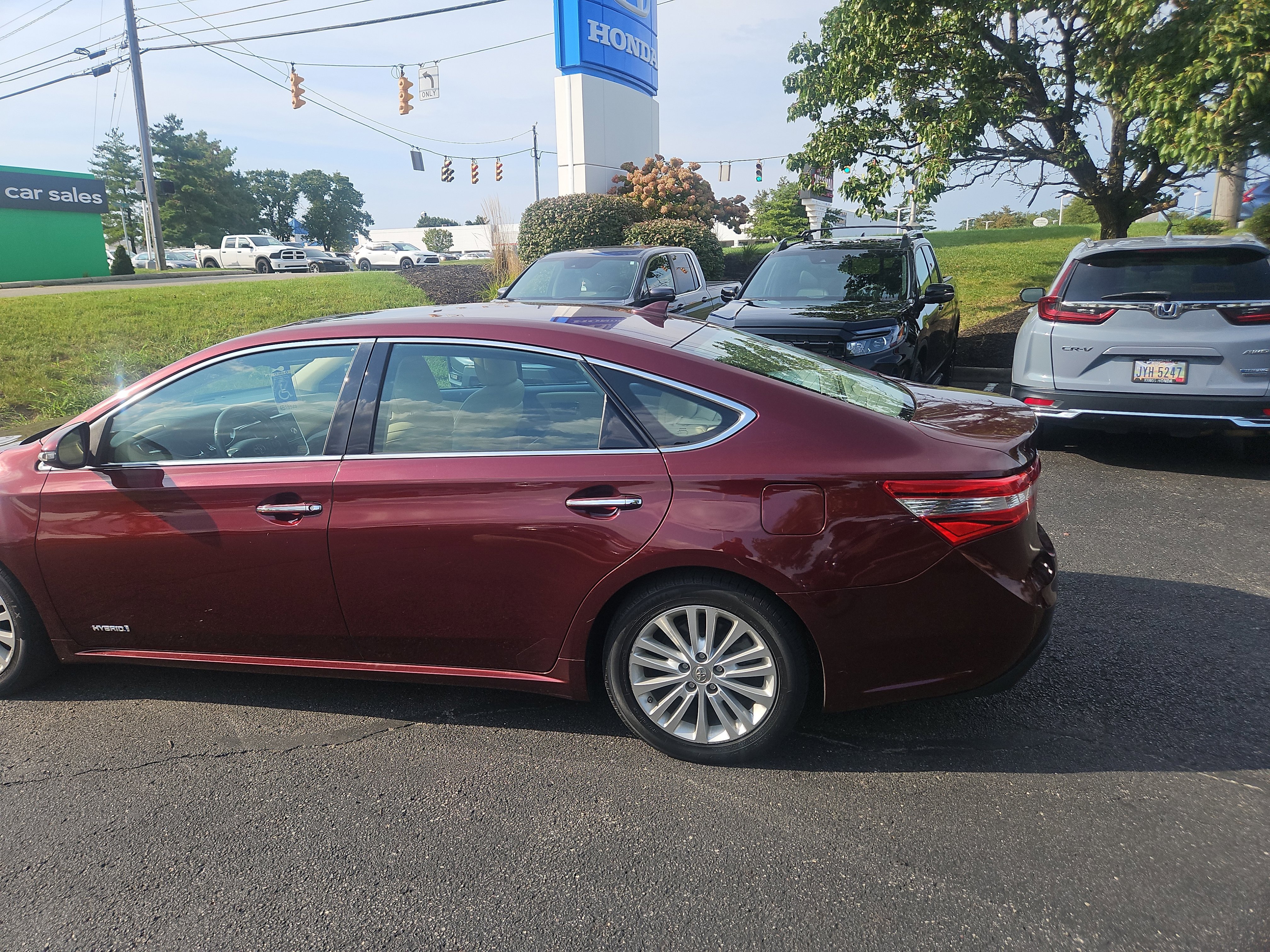 Used 2014 Toyota Avalon Limited FWD image 13