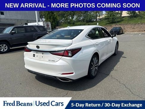 Used 2021 Lexus ES 350 w/ Premium Package FWD image 4