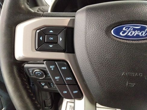 Used 2019 Ford F150 Lariat w/ Equipment Group 502A Luxury image 12