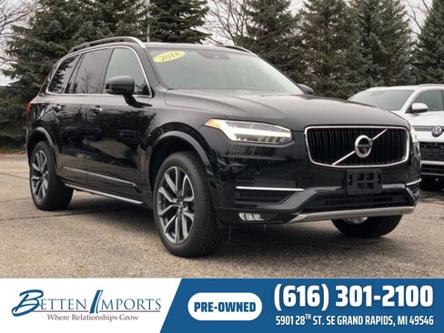 Used 2018 Volvo XC90 T5 Momentum w/ Convenience Package image 1