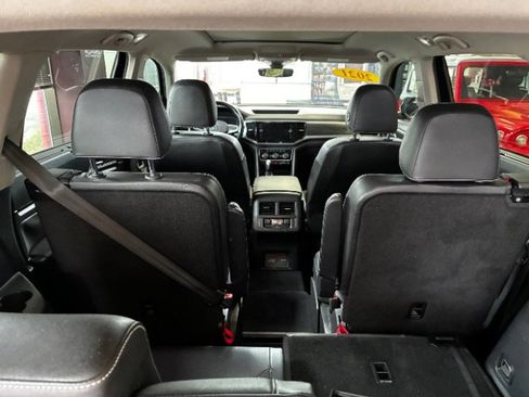 Used 2021 Volkswagen Atlas SEL AWD/4WD image 15