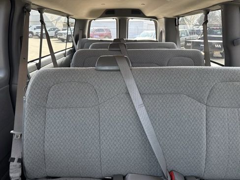 New 2025 Chevrolet Express 3500 LS image 6