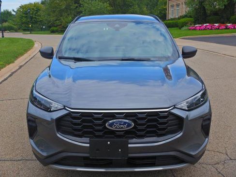 Used 2025 Ford Escape ST-Line AWD/4WD image 7