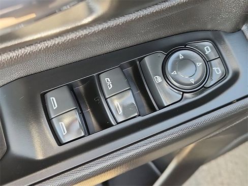 Used 2023 Chevrolet Silverado 1500 Custom image 22