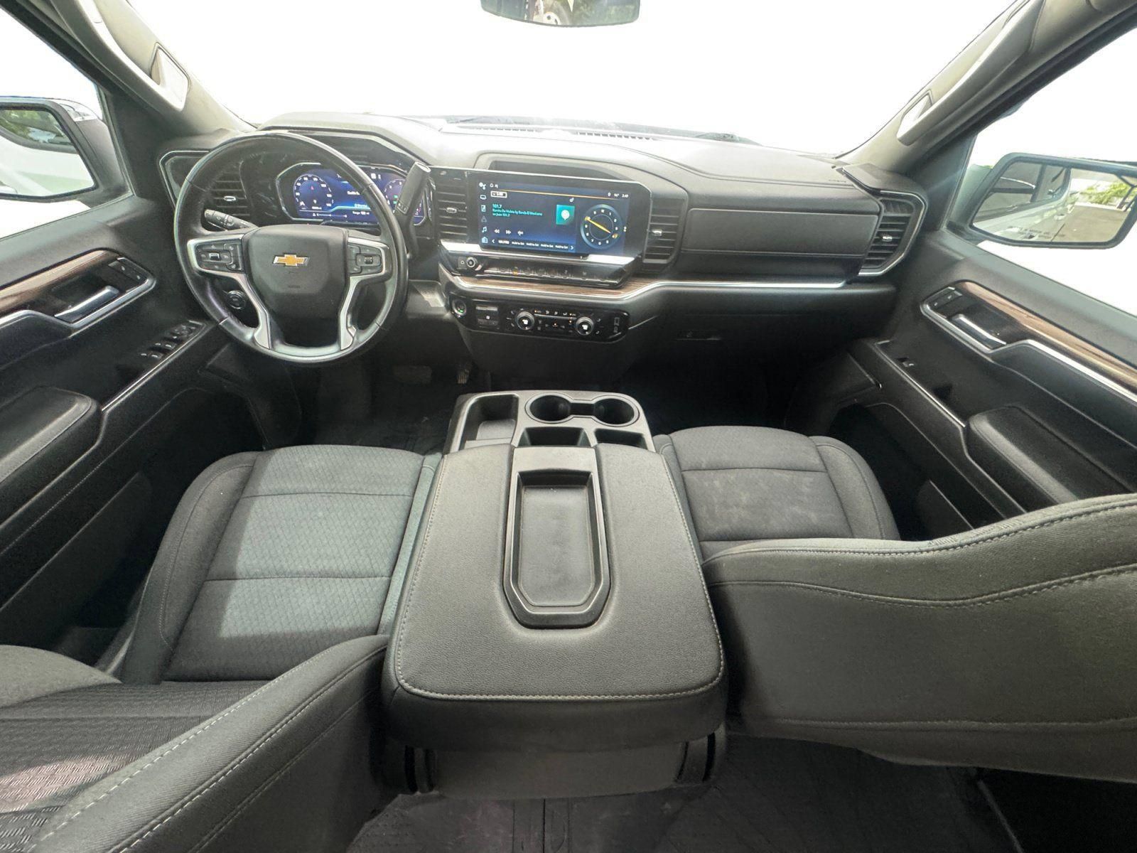 Used 2023 Chevrolet Silverado 1500 LT w/ Protection Package RWD image 11