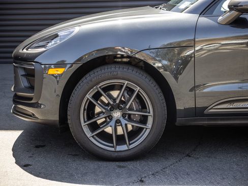 Certified 2023 Porsche Macan Turbo AWD/4WD image 27