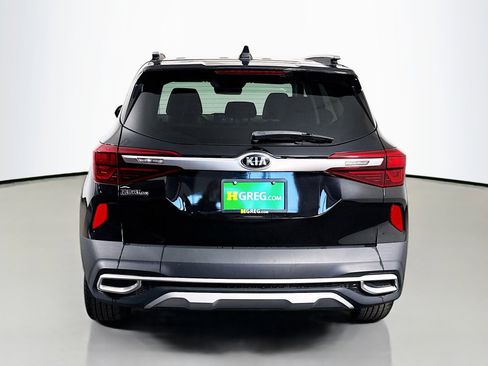 Used 2021 Kia Seltos S image 8