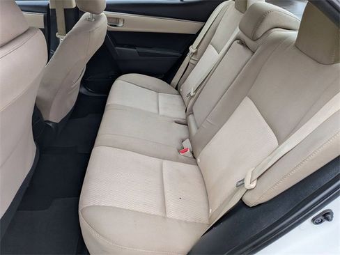 Used 2015 Toyota Corolla LE image 23