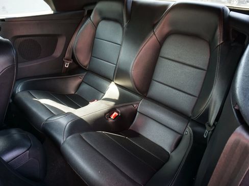 Used 2020 Ford Mustang Premium RWD image 11