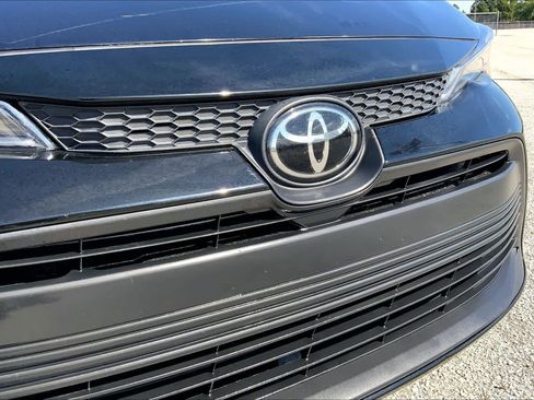 Used 2024 Toyota Corolla LE FWD image 29
