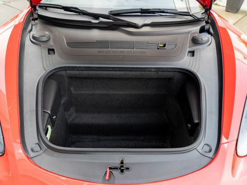 Used 2024 Porsche 718 Boxster image 32