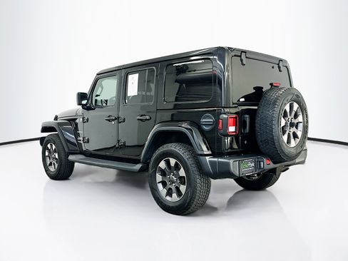 Used 2020 Jeep Wrangler Unlimited Sahara AWD/4WD image 5