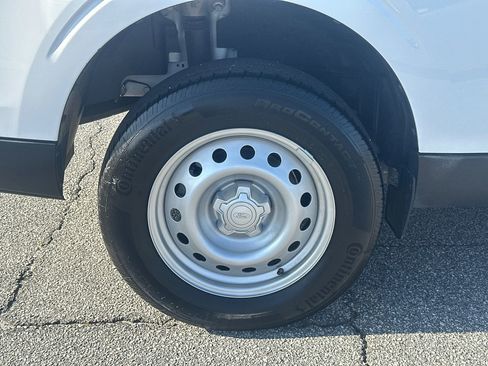 Used 2022 Ford Maverick XL image 17