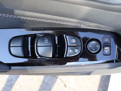 Used 2023 Nissan Altima 2.5 SL AWD/4WD image 30