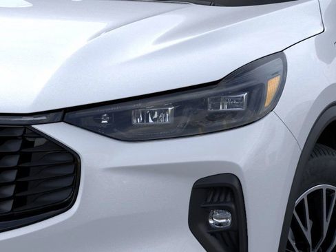 New 2025 Ford Escape SE w/ PHEV Premium Package image 18