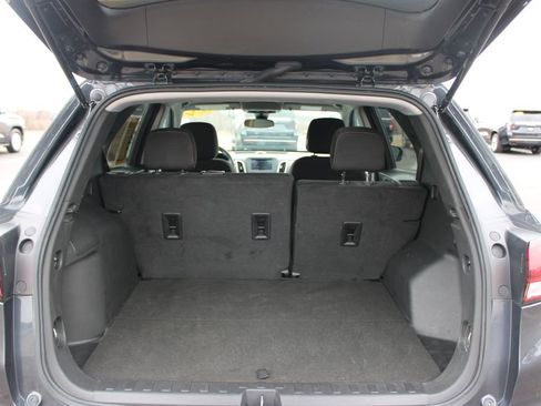Used 2023 Chevrolet Equinox LT image 14