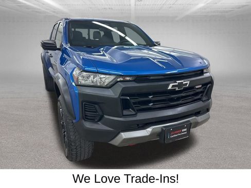 Used 2023 Chevrolet Colorado Trail Boss w/ LPO, Dark Essentials Package image 3