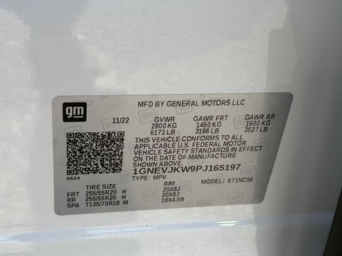 Used 2023 Chevrolet Traverse RS AWD/4WD image 39