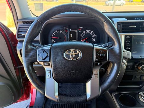 Used 2022 Toyota 4Runner SR5 Premium image 13